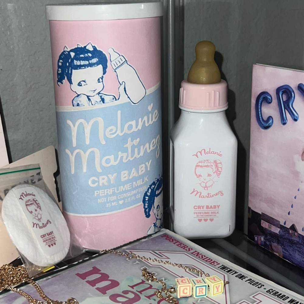 Melanie Martinez Perfume 35% full trade only!
